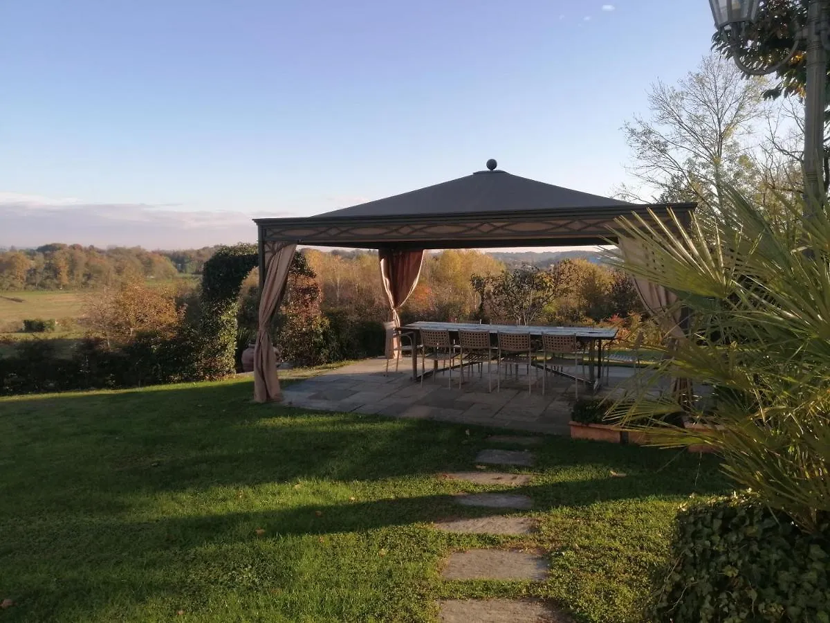 Casale Raffaello B&B Como Albese Con Cassano Bed & Breakfast